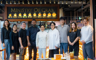 กรุงไทย–แอกซ่า ประกันชีวิต ร่วมกับ The First Ultimate  จัดกิจกรรม Crack the Crab