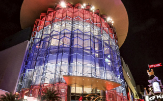 สยามพารากอน เนรมิตความสุขสุดมหัศจรรย์ส่งท้ายปี  