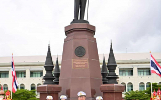 กปน. ร่วมวางพุ่มดอกไม้ถวายราชสักการะพระบรมราชานุสาวรีย์ พระบาทสมเด็จพระปรเมนทร